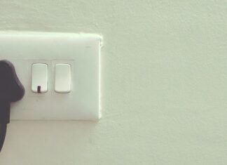 La luz bajará este domingo a 54 céntimos el MWh, el sexto precio más bajo de la historia