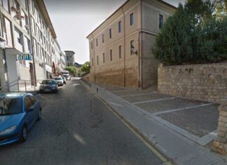 Mejora de la calle Fuentes Quintana de Carrión en el entorno del BIC Iglesia de Santiago