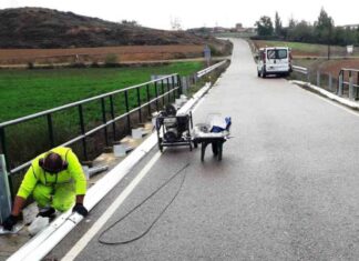 Reposición y mejora de los elementos de señalización, balizamiento y defensas en carreteras provinciales