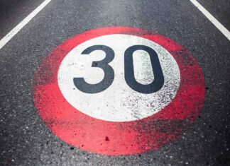 Para ser conductor de primera NO aceleres