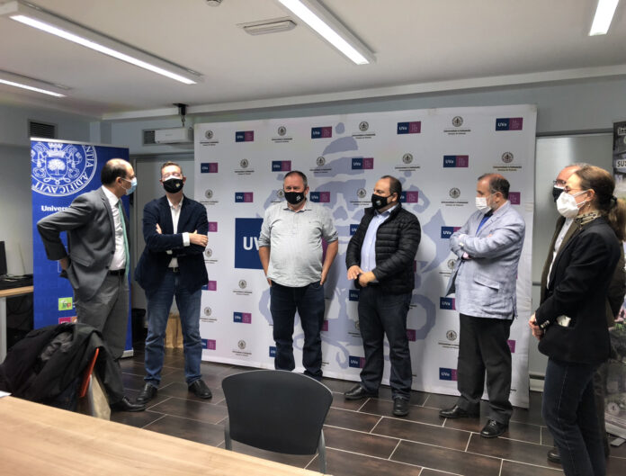 6B18ADC3-B65B-4787-9EC4-1E0E014091AA