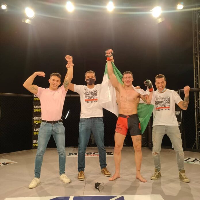 MMA Fernando Calvo Barcelona Tino Campeon Saldaña
