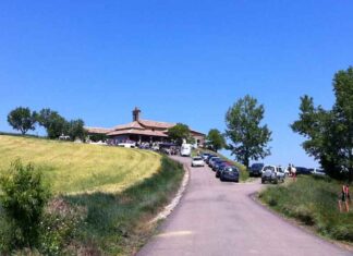 Becerril de Campos repartirá pan y queso para cumplir con San Felices… en la Plaza Mayor