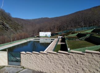 El bar de las piscinas de Barruelo podrá usarse previo abono de la entrada si no se demanda el servicio en la terraza exterior