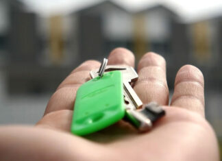 Dueñas mantendrá en venta las parcelas municipales por las que nadie pujó en la subasta convocada