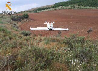 Fallece un matrimonio de Ponferrada tras estrellarse una avioneta en Cimanes del Tejar (León)