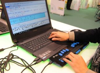 Formación digital y tecnología accesible, ‘compañeras’ en la vuelta a las aulas de 371 estudiantes ciegos en CyL