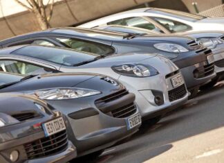 Los fabricantes de automóviles piden suficientes ‘chips’ para un repunte récord en la producción mundial