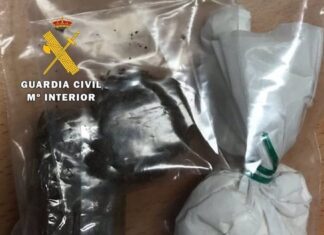 Detenido en un área de servicio con hachís y cocaína