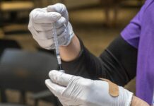 Sanidad incorpora la vacuna frente al herpes zoster a mayores de 60 años en el calendario vacunal vacunaciones, enfermería