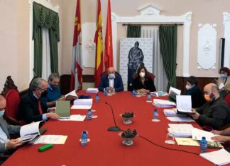 El granadino Reinaldo Jiménez se alza con el V Premio de Poesía ‘Jorge Manrique’ V Premio de Poesía ‘Jorge Manrique’ Diputación y Ayto Paredes de Nava