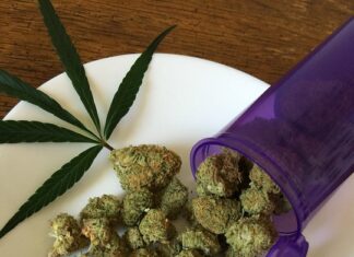 Reservado el derecho de admisión: club de la marihuana