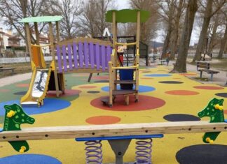 Los niños de Aguilar lo consiguen: mejora de parques