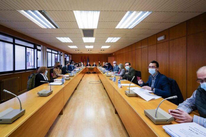 Reunión de la Comisión para activar los trabajos apra organizar las elecciones del 13F JCYL Reunión de la Comisión para activar los trabajos apra organizar las elecciones del 13F JCYL