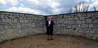 Esperanza - Cementerio - FOTO DE MARINA ESCUDERO.jpg
