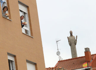 El Cristo, un barrio en fiestas con lo mejor de una ciudad y de un pueblo