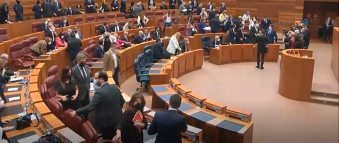 Pleno Cortes Castilla y León - Investidura Mañueco Pleno Cortes Castilla y León - Investidura Mañueco