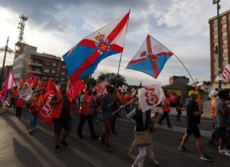 Varios cientos de personas claman en Ponferrada por devolver al Bierzo su papel de “referente industrial”