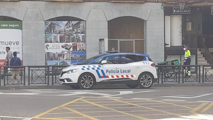 Casa-ventana-palencia-calle casa ventana palencia calle policía local