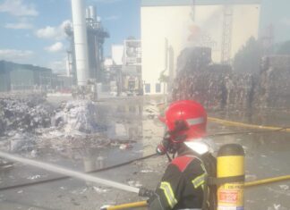 La Diputación pagará hasta 12.000 euros al año a Valladolid para que sus bomberos actúen en 13 municipios palentinos Incendio papelera dueñas