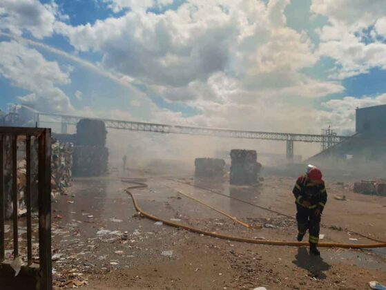 Incendio papelera Due&ntilde;as