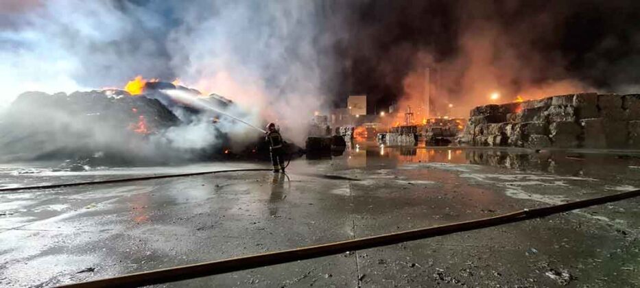 Incendio papelera Due&ntilde;as