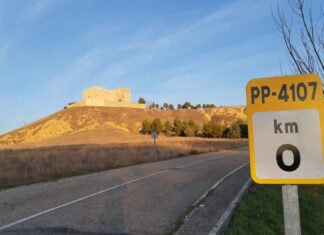 Seguridad y defensas para llegar al Castillo de Monzón Castillo de Monzon