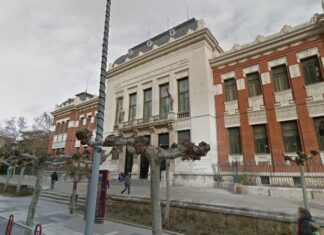 Reencuentro emotivo de la Promoción del 1977-1981 del Instituto Jorge Manrique de Palencia jorge manrique premio instituto