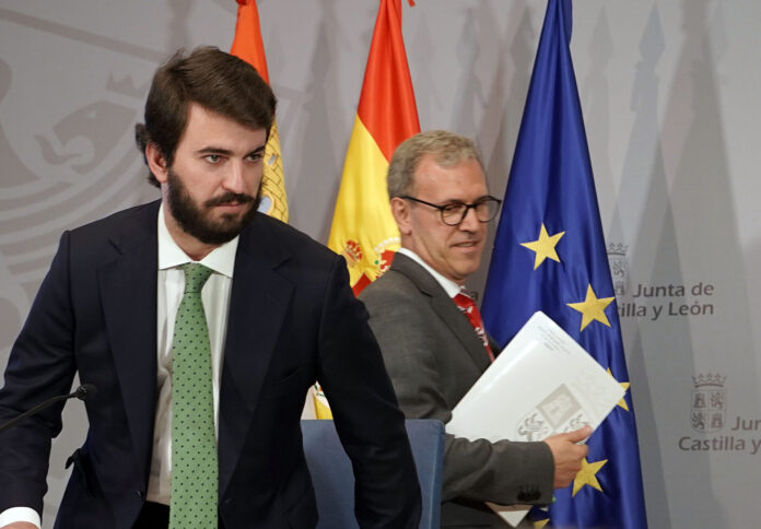 El vicepresidente de la Junta de Castilla y León comparece en relación con la acción del Gobierno vox retirada ayudas sindicatos patronal