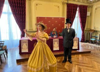 Rutas de turismo por Palencia: puro teatro nocturno Palencia turismo teatro nocturno