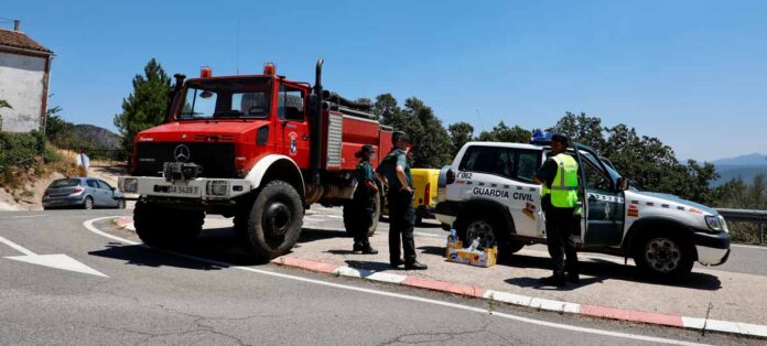 bomberos y guardia civil dispositivo de incendios villanueva del conde salamanca - David Arranz ICAL