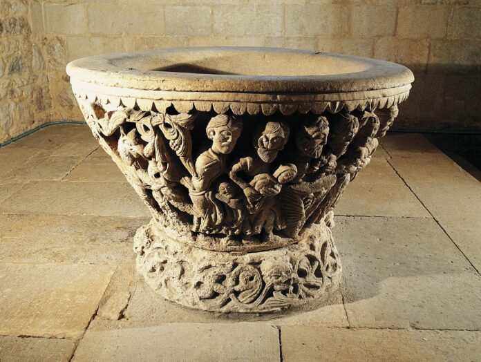 fsmlr_rom_piedra y agua_Colmenares de Ojeda Rom pilas bautismales Palencia