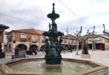 Ismael Miguel y Javier Calaveras, primeros pregoneros de la Semana Santa de Herrera de Pisuerga herrera de pisuerga, romano, mercado, fiestas
