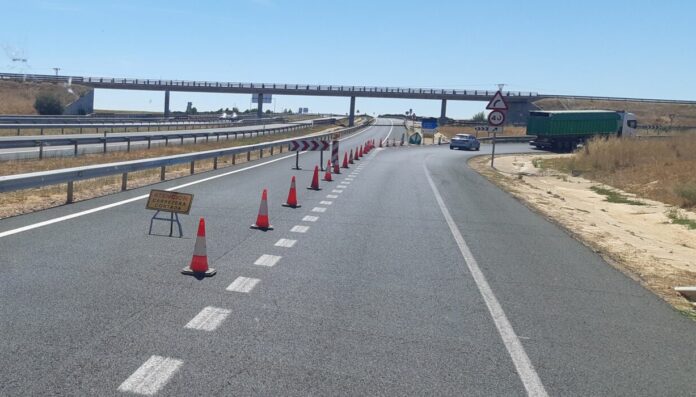 Imagen de archivo del desvío desde la A-67 a la A-231 en Osorno. Cortes A-67 palencia