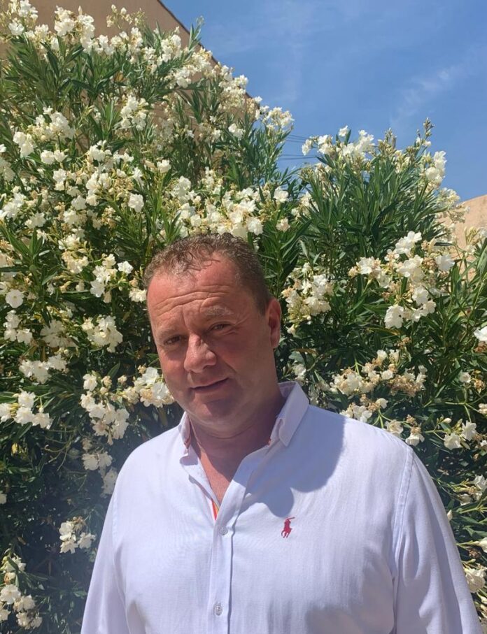 carlos alcalde fuentesde nava carlos alcalde Fuentes de Nava