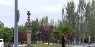 Abrazo de palencia, esquina