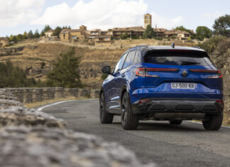 El Renault Austral palentino llevará incorporada la APP Waze