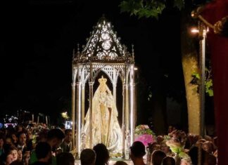 Galería de imágenes: el momento más emotivo de las fiestas de Saldaña Saldaña subida virgen del valle 2022