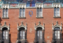 La Cámara Bien por la compra de Villandrando, mal por usarlo como oficinas