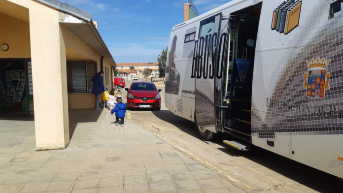 Bibliobus Palencia (1) Bibliobus Palencia (1)