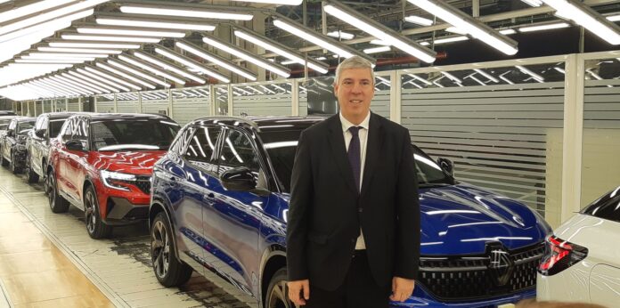 José-Vicente- Mozos-deja-Grupo-Renault-tras-43-años José Vicente de los Mozos deja Grupo Renault tras 43 años