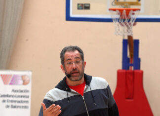 Orenga (Tau Castelló) El criterio arbitral nos ha sacado del partido