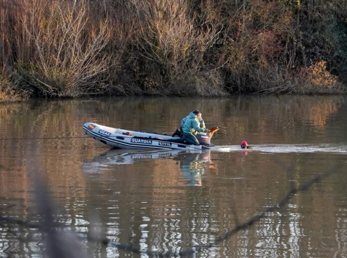 Búsqueda de los dos ocupantes del ultraligero desaparecido en la zona de Matilla de los Caños (Valladolid)