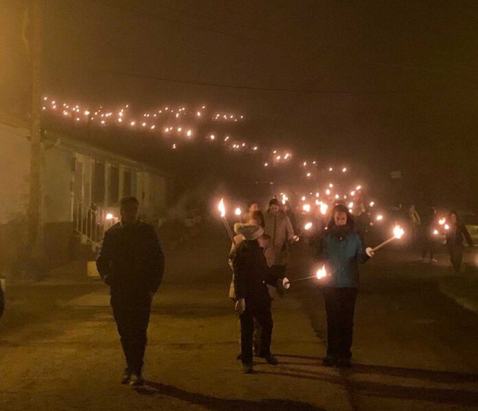 Procesión de las antorchas de Santa Bárbara en Vallejo de Orbó Procesión de las antorchas de Santa Bárbara en Vallejo de Orbó