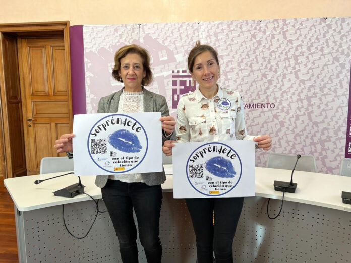 El Ayuntamiento pone en marcha una campaña para conocer cómo es tu relación de pareja a través de unos QR en los bares de Palencia