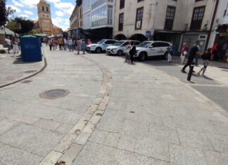 Aguilar-sustituirá-la-piedra-por-el-asfalto-en-su-Plaza-de-España-c