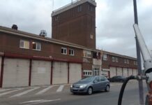 La Policía Local y los Bomberos de Palencia se pasan a lo solar