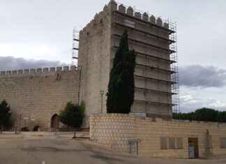 La rehabilitación de la torre del Castillo de Monzón acabará a finales de febrero