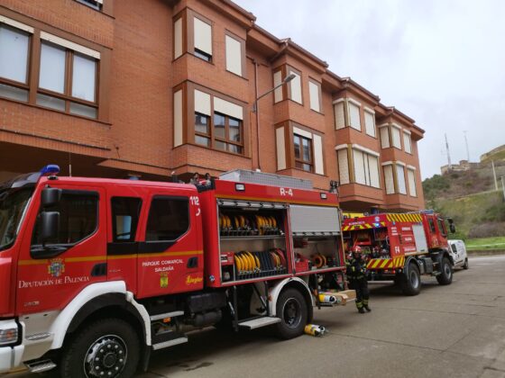 Sofocan-un-incendio-en-almac&eacute;n-de-electrodom&eacute;sticos-Salda&ntilde;a