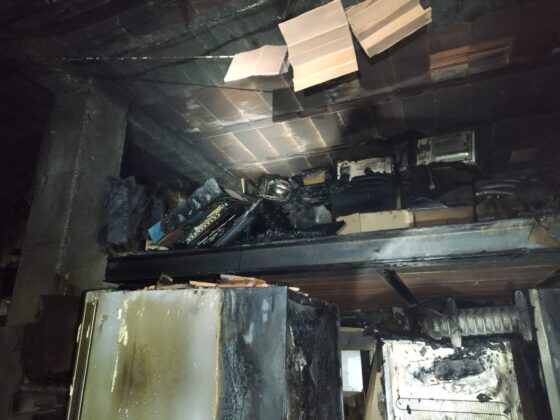 Sofocan-un-incendio-en-almac&eacute;n-de-electrodom&eacute;sticos-Salda&ntilde;a